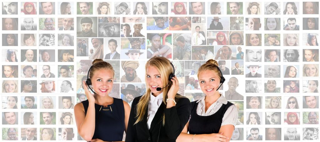 Callcenter software interface voor beheer van meerdere klantencontactkanalen op één scherm